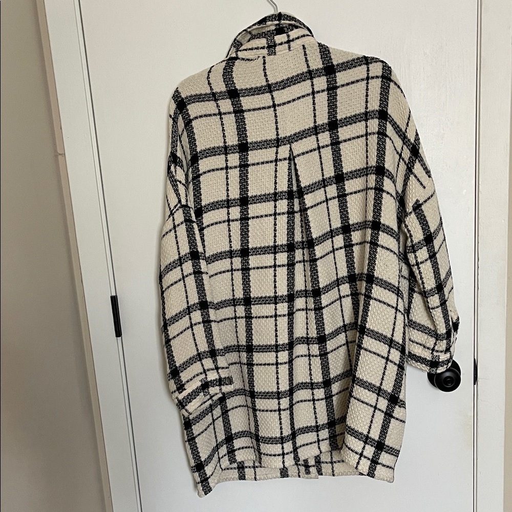 H&M long plaid jacket - Picture 2 of 2